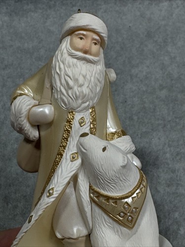 Hallmark 2014 STROLLING IN THE SNOW Santa Claus Polar Bear Christmas Ornament - Picture 6 of 7