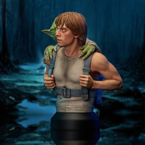 Star Wars: The Empire Strikes Back Luke Skywalker with Yoda 1:6 Scale Mini-Bust - Picture 5 of 14