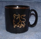 Vintage Merrill Lynch Black Mug Gold Bull Design Tams Made In England — photo 1