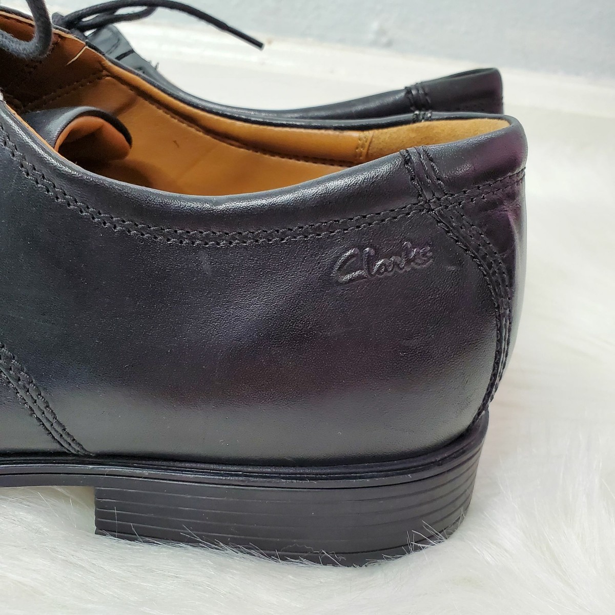 Clarks Tilden Cap Toe Oxford Classic Dress Shoes Black Leather Men\'s Size 13M Watch Clarks Men main image 2