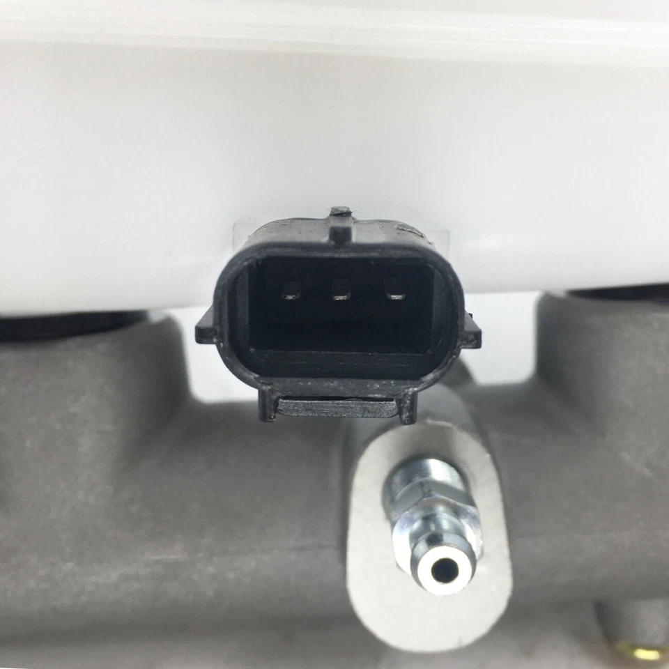 Brake Master Cylinder For 1998-2000 Ford Ranger Explorer 2001-2002 Sport M390400 - Image 3 of 4