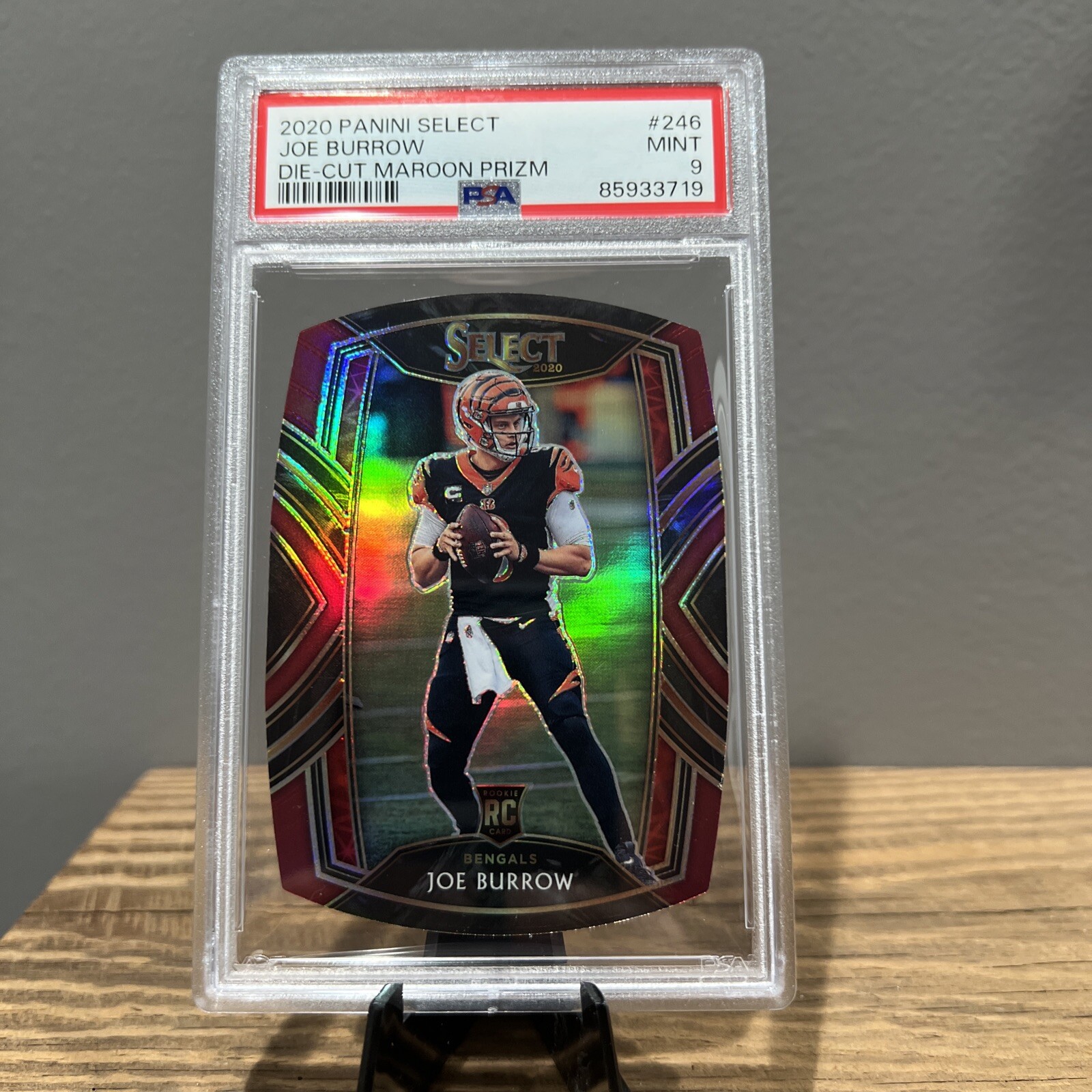 2020 Panini Select 246 JOE BURROW Die-Cut Maroon Prizm RC Rookie PSA 9 MINT