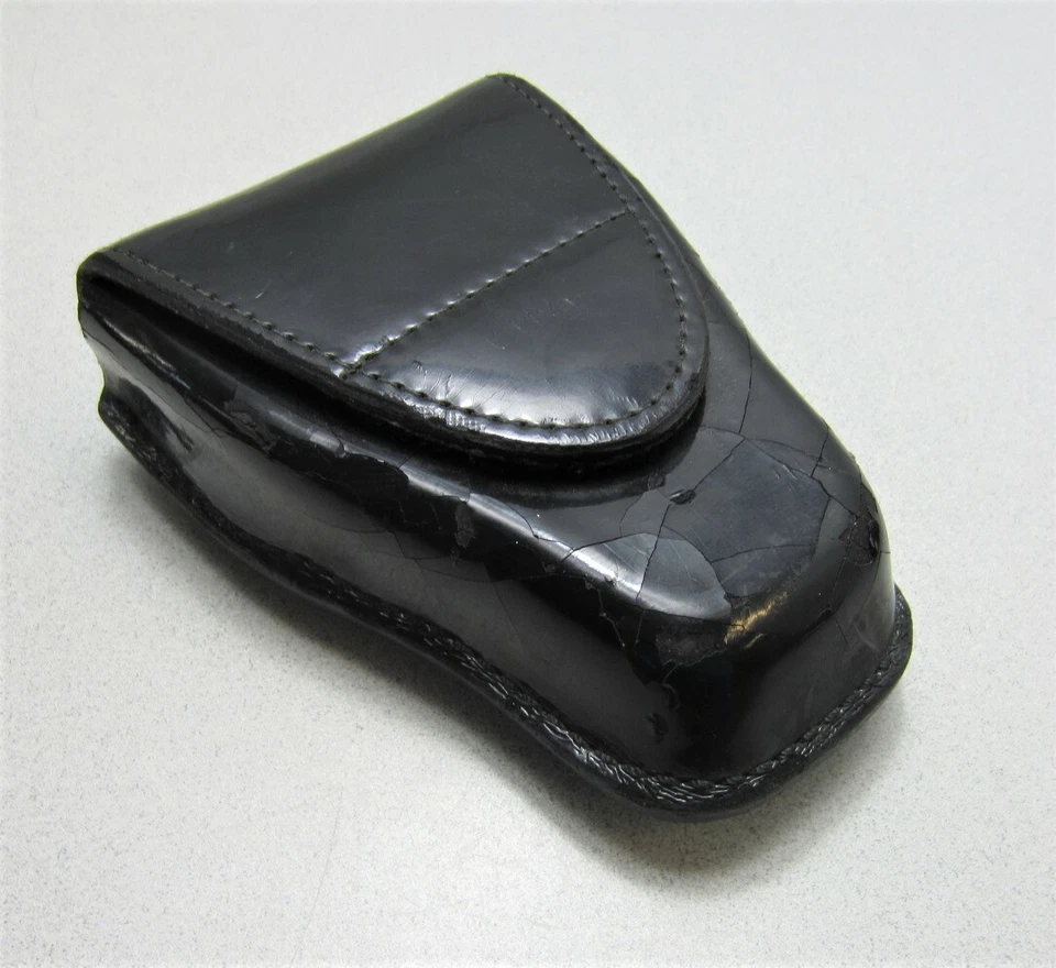 Safariland Handcuff Holders Qty 2 - Image 3 of 4