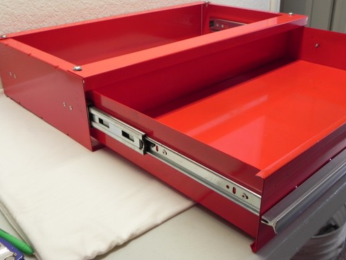 Vintage Mac Add A Drawer Red Ball Bearing Slides w 2 Keys ( Used) - Bild 9 von 11