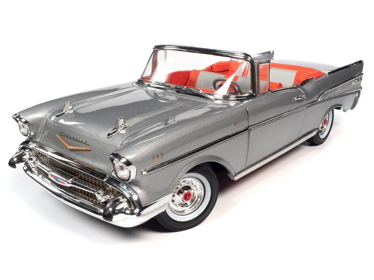 Auto World 1:18 - 1957 Chevrolet Bel Air Convertible