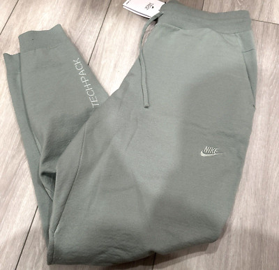 $145 Nike Therma-Fit Tech Pack Engineered Fleece Jogger Pants Size L DV9987 330