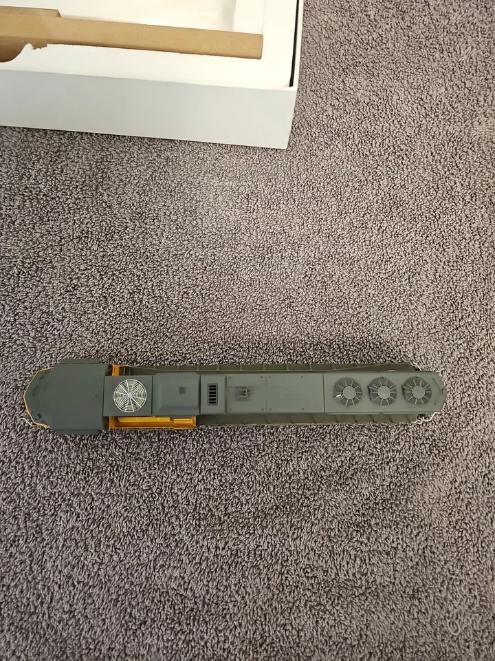 Genesis G67257 Union Pacific Sd60m #6284 - Image 3 of 4