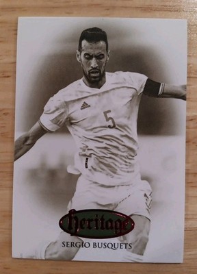 2021-22 Futera Unique World Football Heritage Red /45 Sergio Busquets