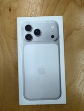 Apple iPhone 17 Pro Max - 2 TB - Silver (Unlocked)