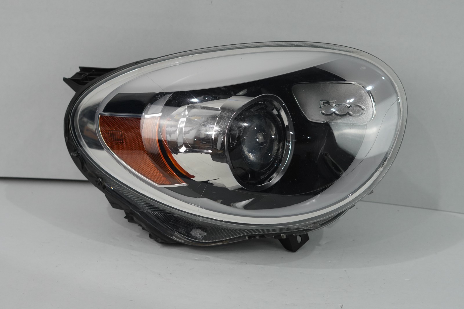 2016 - 2022 Fiat 500 X Projector Lens Right Side Halogen Headlight OEM D1