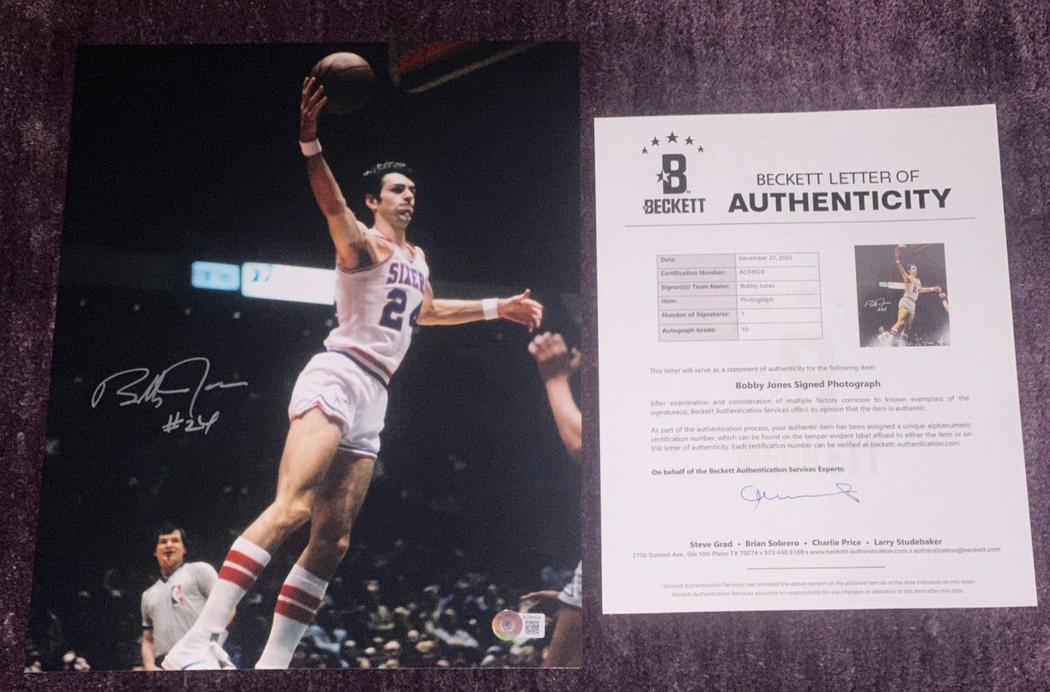 Bobby Jones Autographed Signed Philadelphia 76ers SIXERS 11x14 PHOTO w/ Beckett Auth (BAS) LOA AUTO 10 