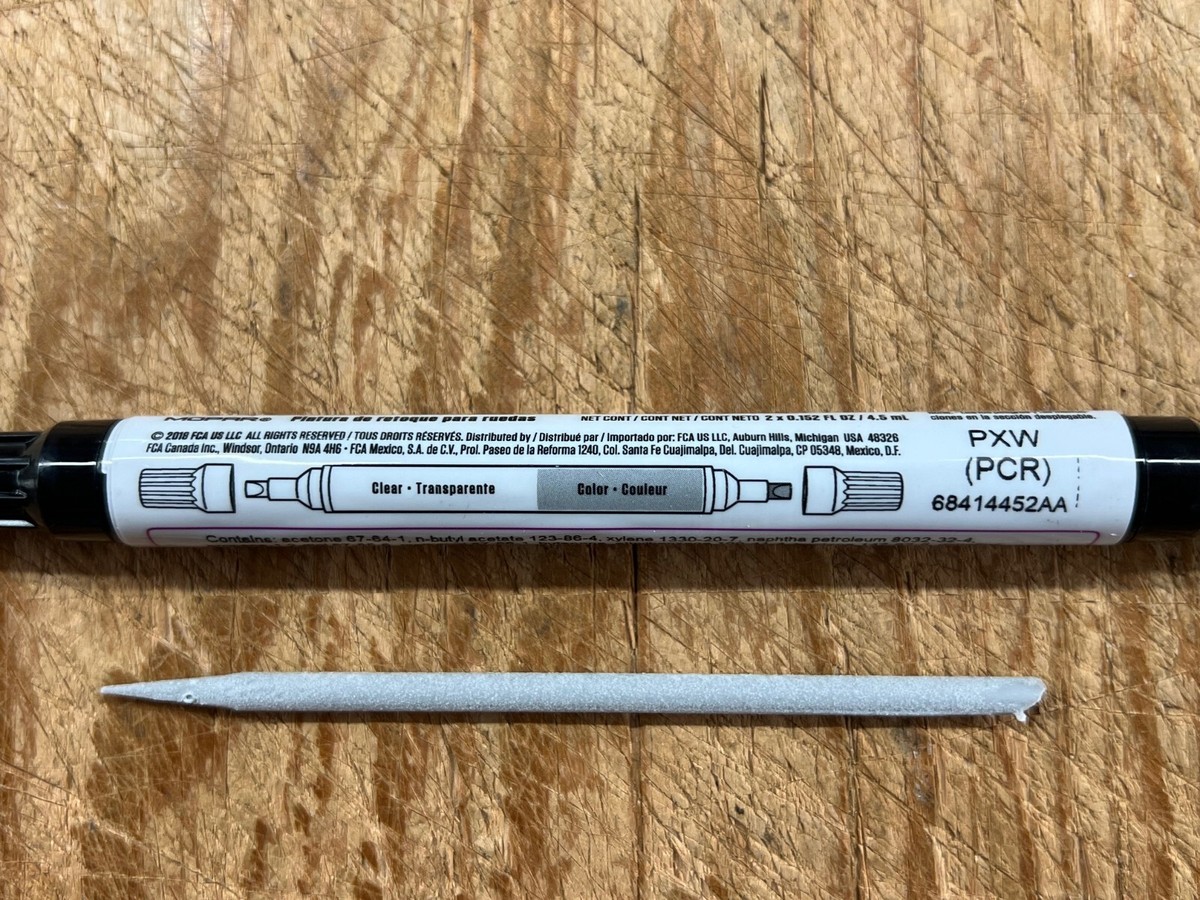 PXW) (PCR) WHEEL RIM LOW GLOSS BLACK TOUCH UP PAINT OEM 68414452AA