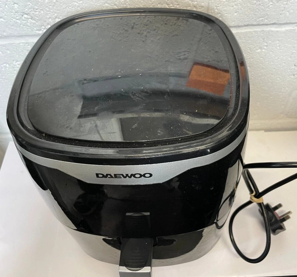 Freidora de aire digital Daewoo 5L defectuosa SDA2578 1400W - Enciende pero no responde Foto 2 de 4