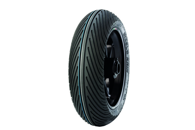 Pneu PIRELLI DIABLO RAIN SCR1 moto piste pluie 140/70 R17 NHS TL