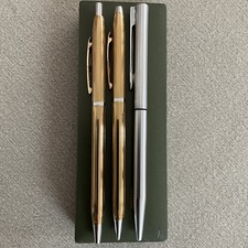 lot 3 stylos collection 2 CROSS plaqué or publicitaire 1 WATERMAN bille