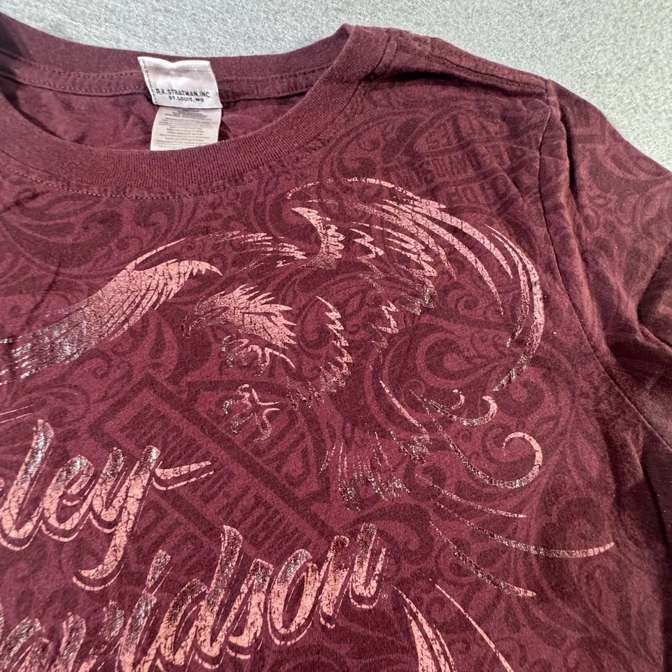 Camisa Harley-Davidson Mujer Pequeña Borgoña True Freedom Eagle Gráfico EE. UU. 2010s Foto 3 de 4