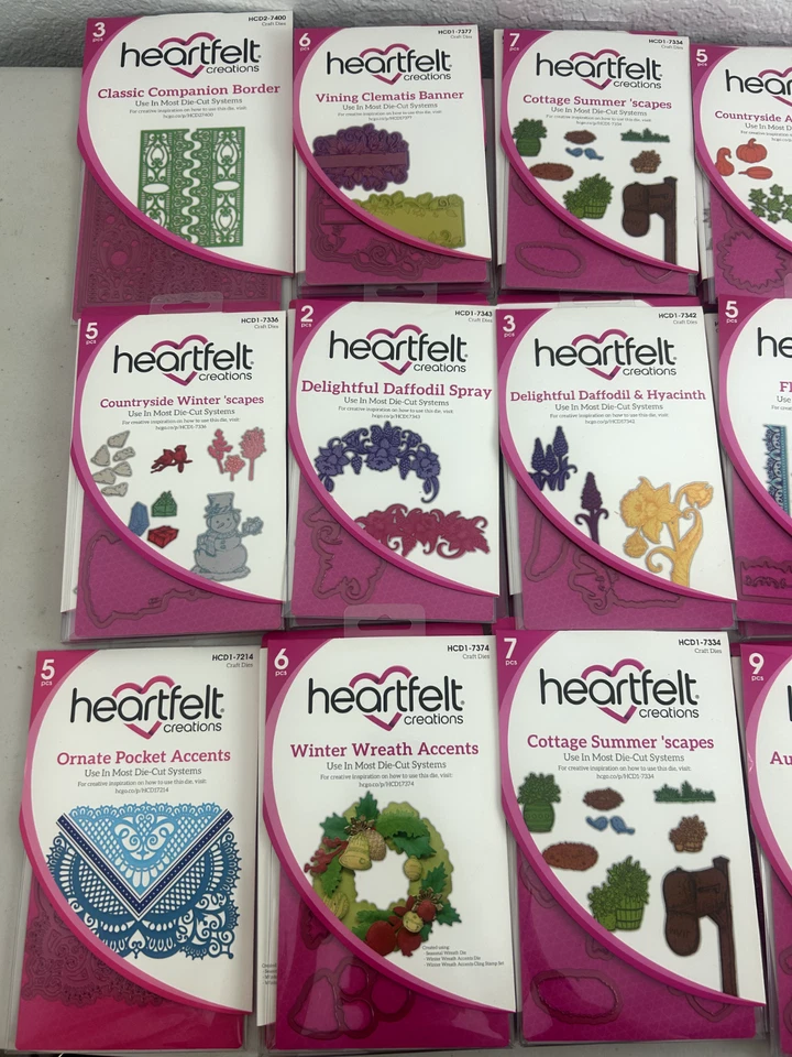 Juegos de troqueles de estampillas Heartfelt Creations corona navideña flores de peonía invierno elige uno Foto 4 de 4