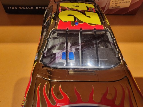 2007 AUTOGRAPHED Jeff Gordon #24 Dupont/'57 Chevy Tribute - 1:24 Race Fans Only - Picture 3 of 8