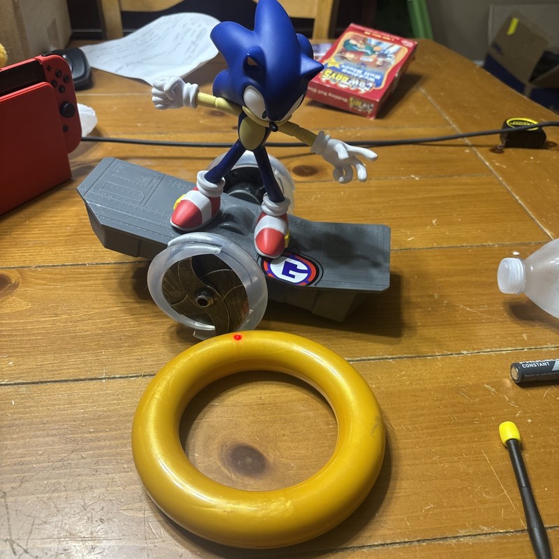 Sonic The Hedgehog Speed RC Skateboard Vehicle W/Gold Ring Controller WORKS👍