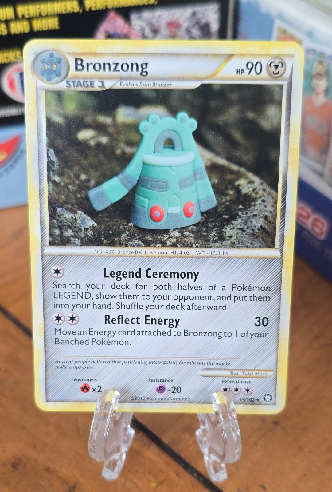  Pokémon TCG Bronzong 15/102 Triumphant Regular