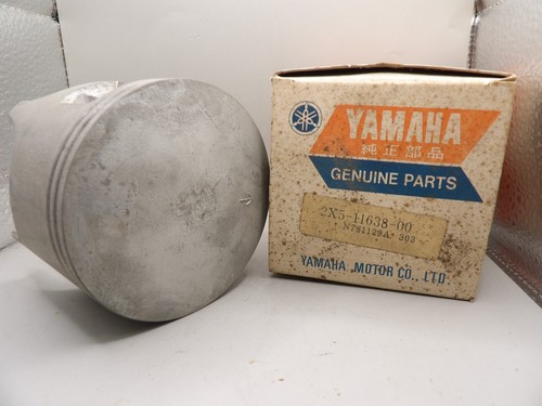 NOS Genuine Yamaha Piston 1.00 Over 1979 YZ400 YZ 400 2X5-11638-00-00 - Picture 3 of 6