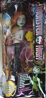 Monster High Scarah Screams