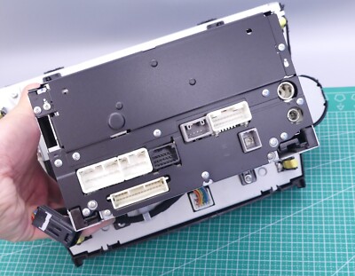 Toyota Kluger Grande Head Unit Navigation Display Screen