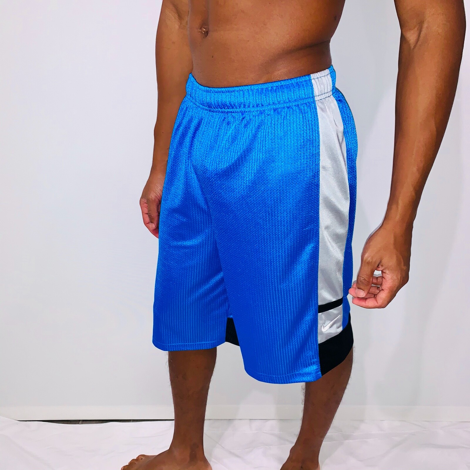 Nike Basketball Dazzle Shorts Blue Vintage Shiny YL M… Gem