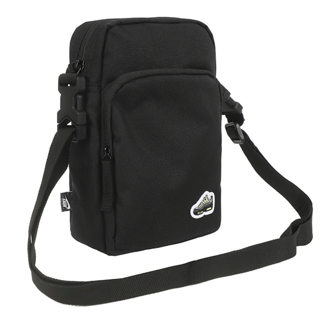 バッグ・カバンその他 Nike Air Max 95 Heritage Crossbody Bag 4L HJ8329-010 Nike Air Max 95 Heritage Crossbody Bag HJ8329-010 | eBay