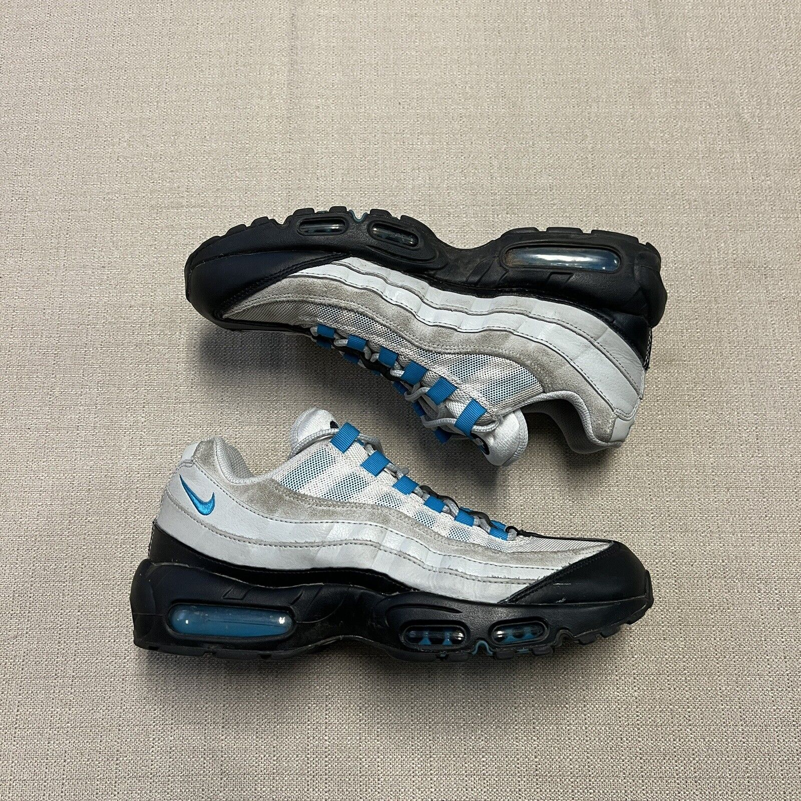 Nike Air Max 95 Shoes Mens US 10 Laser Blue - image 4