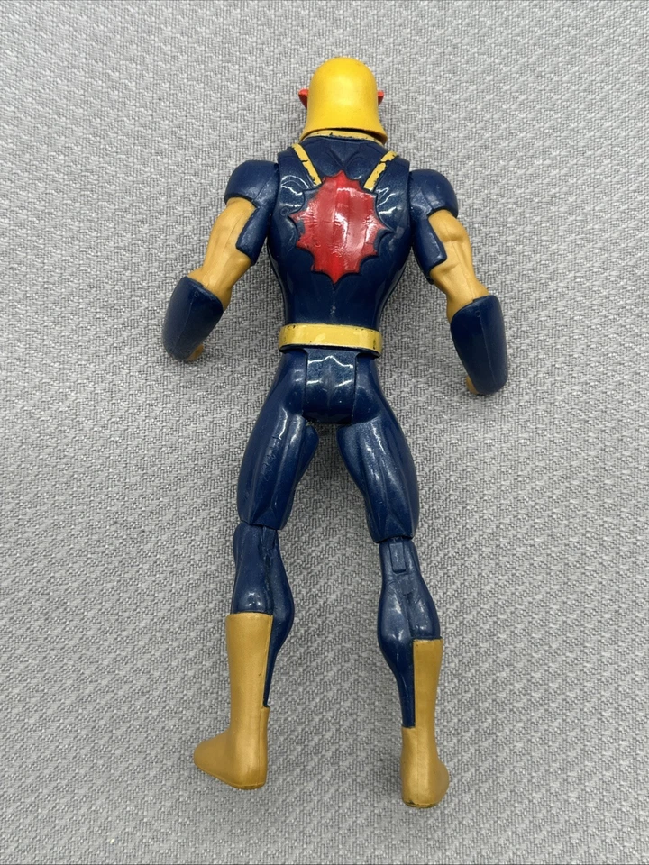 Figura de acción Hasbro Marvel Ultimate Spider-Man Human Rocket NOVA 6" Foto 2 de 2