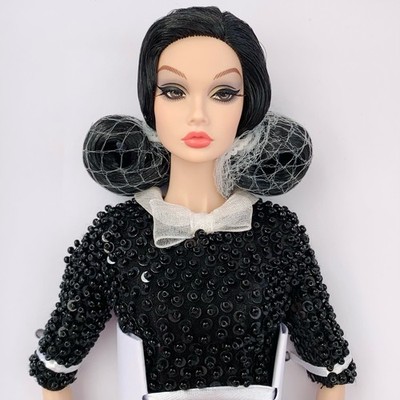 Integrity Toys Jason Wu Portrait In Black Number II Poppy Parker Dressed Doll