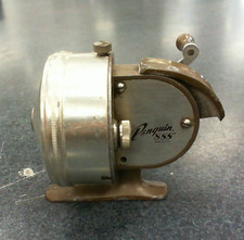 Vintage H-I Made Penguin 888 Fishing Cast Reel Made in USA working