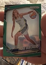 2025 Panini Prizm WNBA - Rookie Variation Paige Bueckers #147 Green Prizm (RC)