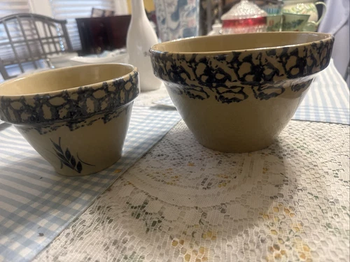 Vintage RRP Co Roseville Pottery Blue Spongeware 2 Piece Mixing Bowl Set USA