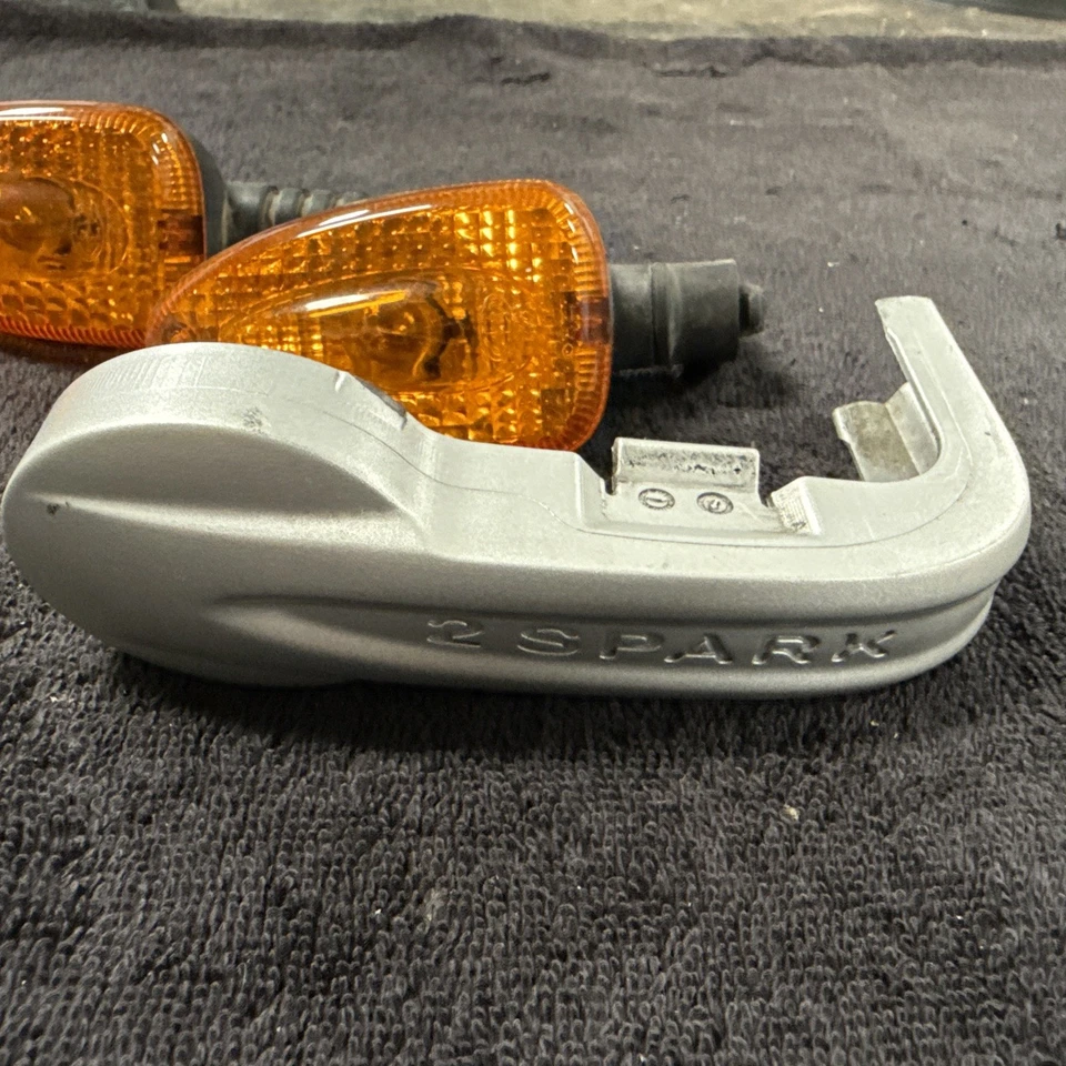 BMW R1150R R1150 2003 00-06 OEM señales de giro delanteras traseras indicadores y cubierta de enchufe Foto 4 de 4