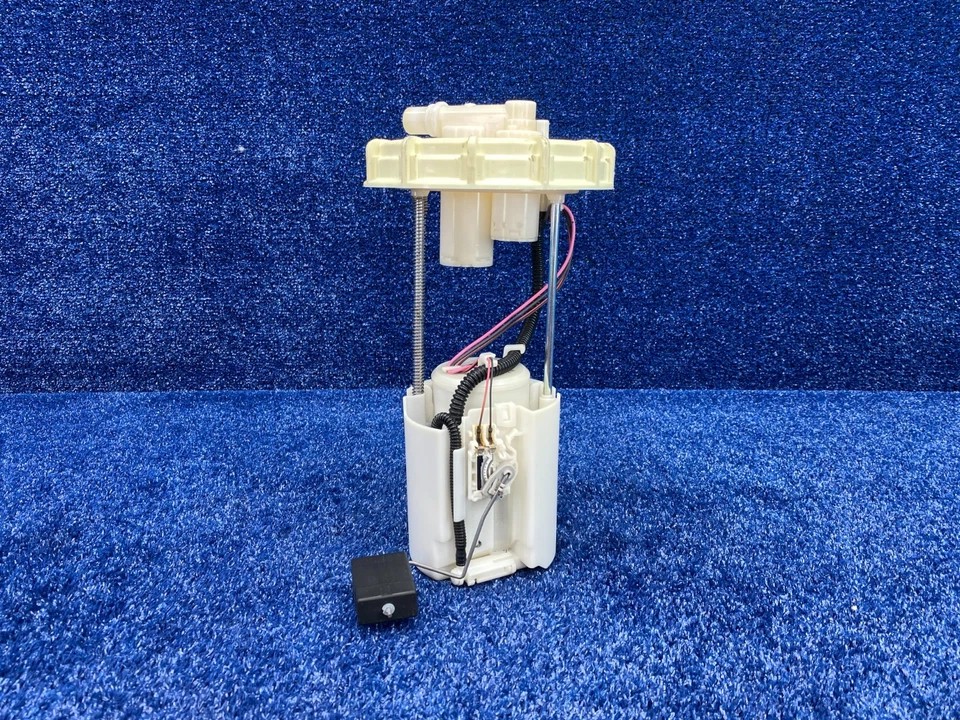 Conjunto de bomba de combustible Honda Civic 2012-2015 OEM KA101962-6330 Foto 2 de 4