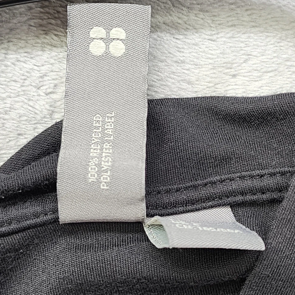 Blusa Sweaty Betty Tori com capuz manga longa torção frontal tamanho EUA 6 preta treino - Imagem 4 de 4