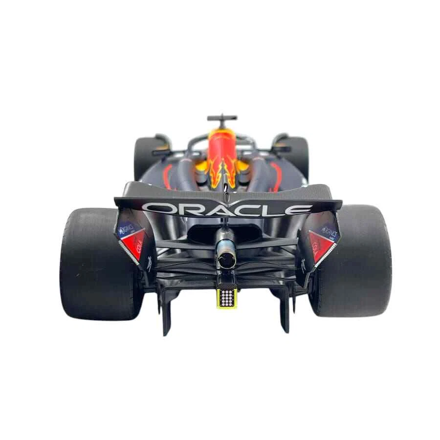 Modellino F1 Minichamps 1/18 Oracle Red Bull Racing RB20 Max Verstappen #1 Wi... - Immagine 4 di 4