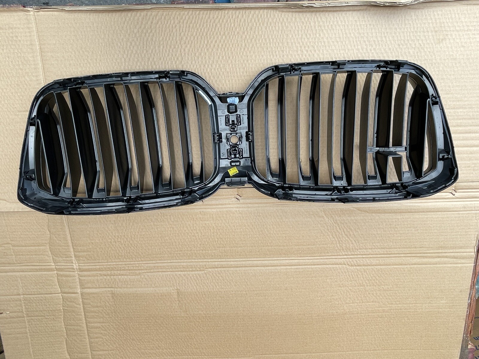 2022 2023 BMW X3 X4 Original OEM Grille W/O Camera Gloss Black  