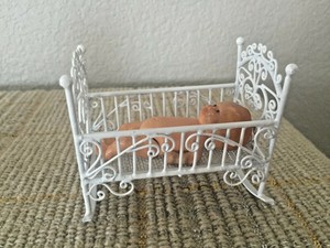 miniature crib