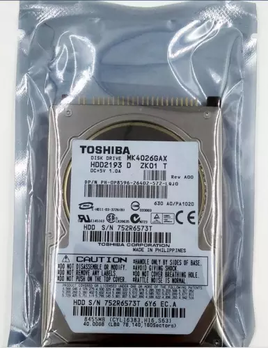 Toshiba 40gb 5400 RPM,2.5" IDE  MK4026GAX Internal Hard Disk Drives