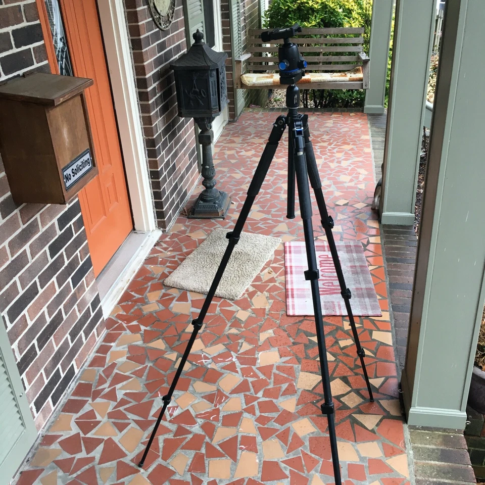 SLIK Universal 70" Tilt Head 360 Degree Swivel - Image 4 of 4