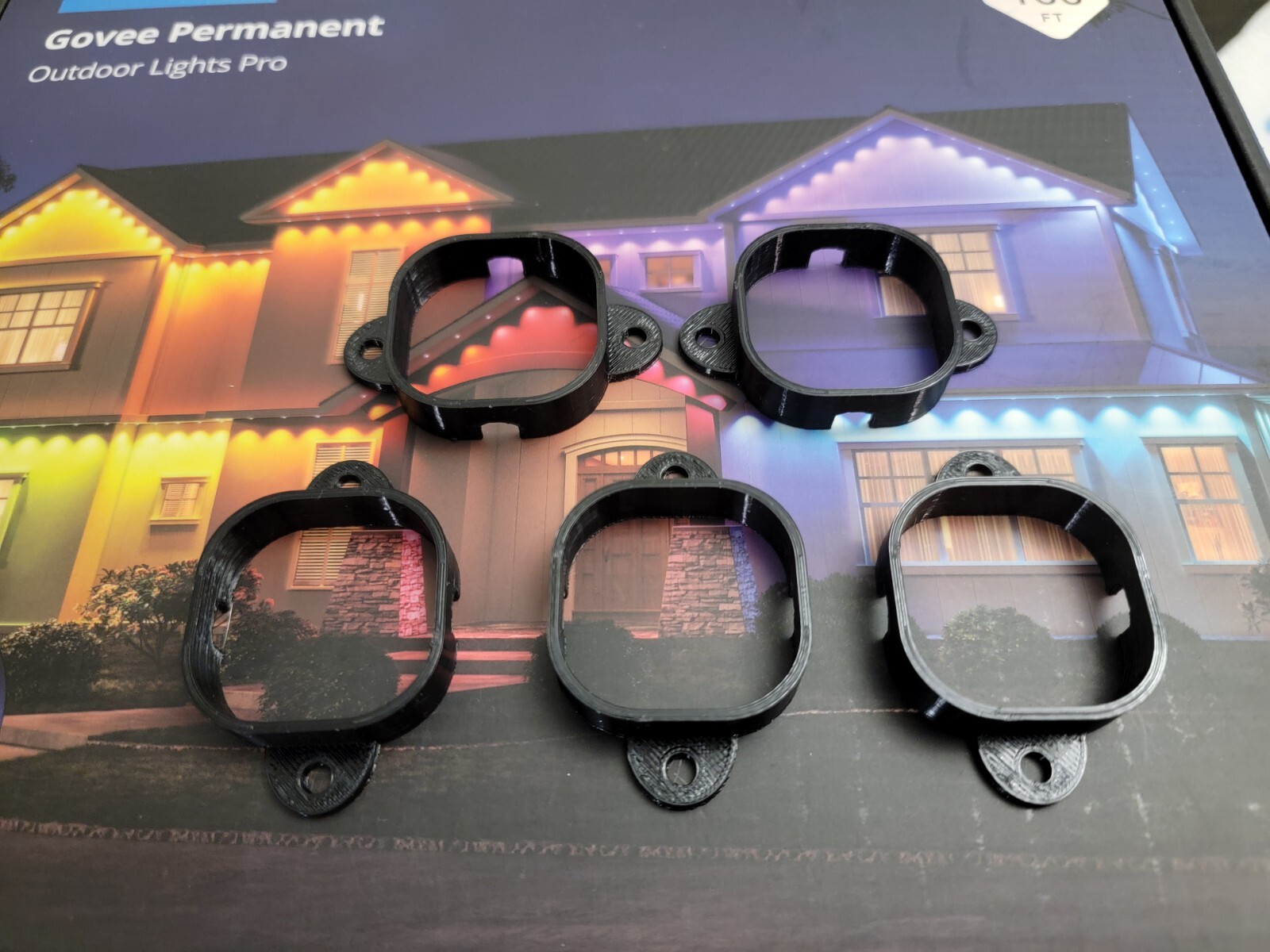 Govee Pro Series 200ft Permanent Outdoor Lights Mounting Bracket in Black