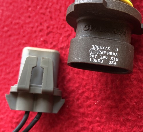 Delphi Wire Harness Pigtail Female 9006XS HB4A Plug Head Light Bulb Connector - Picture 5 of 5