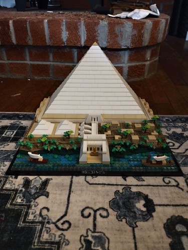 LEGO ARCHITECTURE: Great Pyramid of Giza (21058)