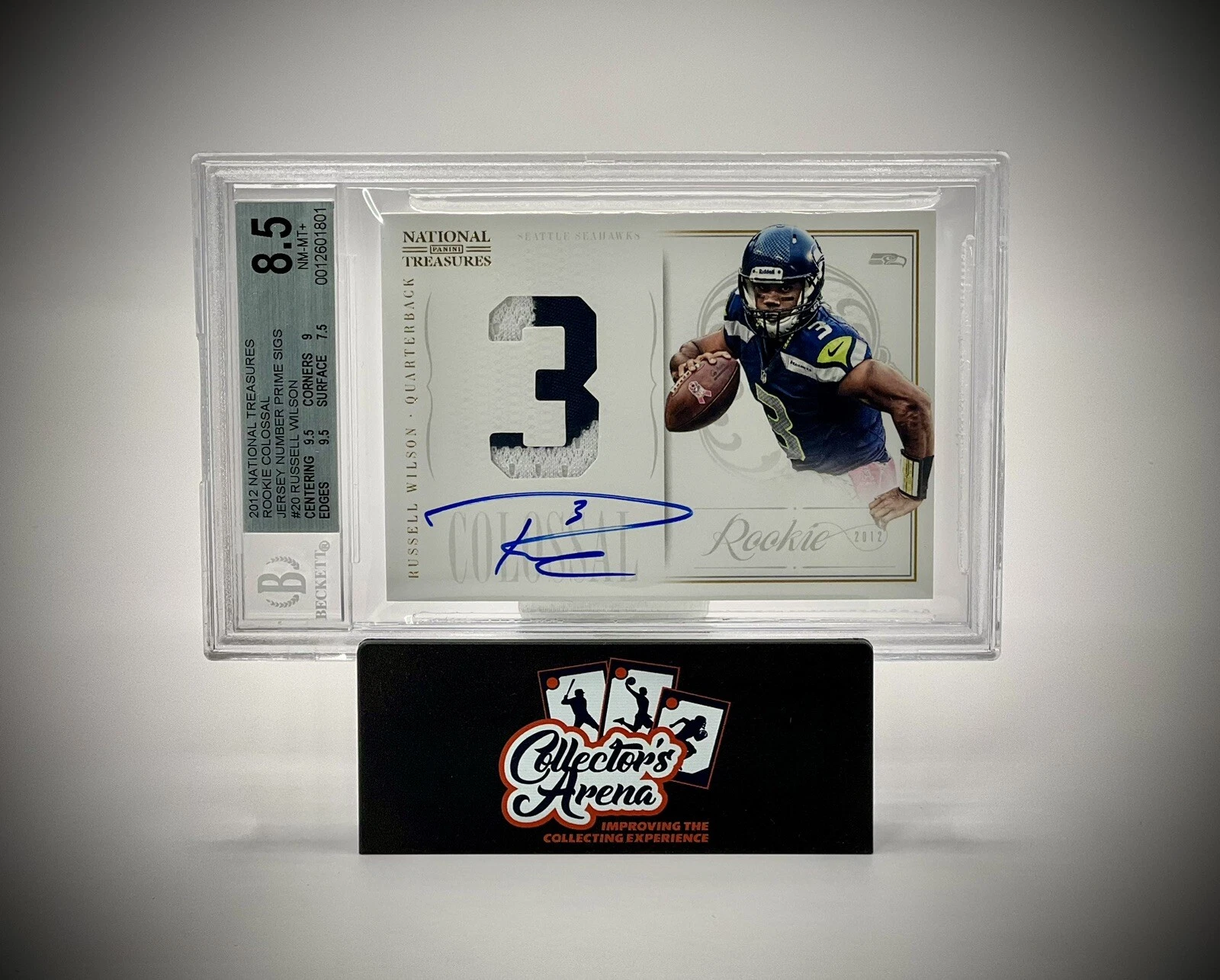 Russell Wilson Panini National Treasures Rookie Colossal Jersey Number Signatures #20 Prime