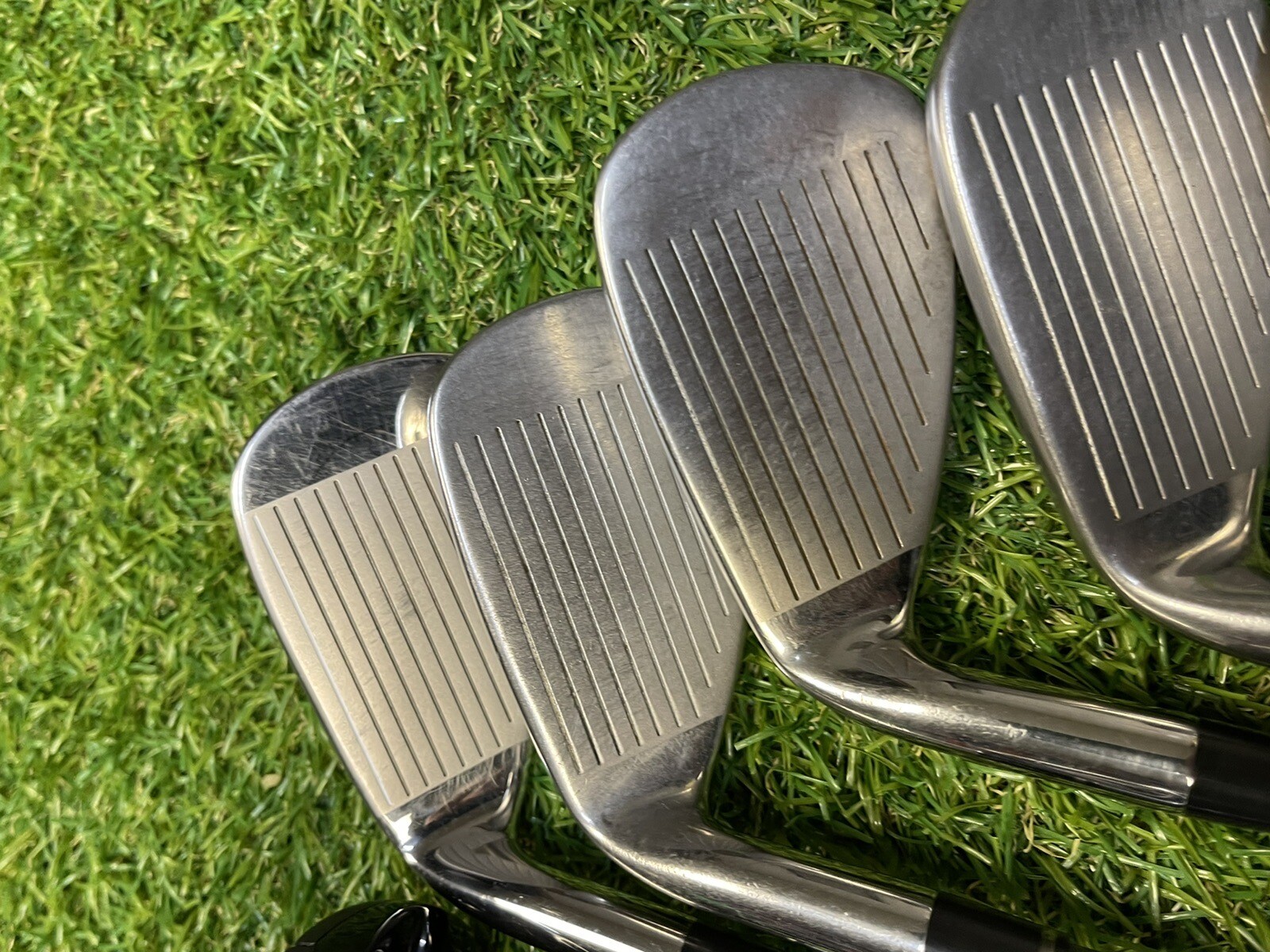 Adams Idea Tech V4 Irons 7PWGW 456 Hybrid Golf Club Set