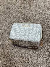 Michael Kors Jet Set Travel Large Travel Continental Wristlet Wallet Vanilla