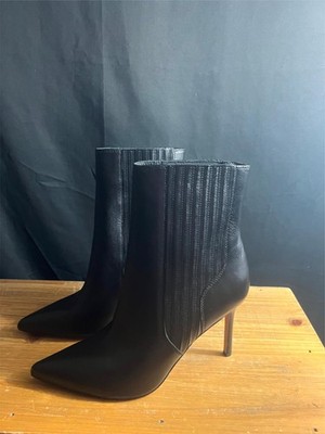 VERONICA BEARD ''LISA'' BLACK LEATHER Stiletto ANKLE BOOTS US 11M EUR 41